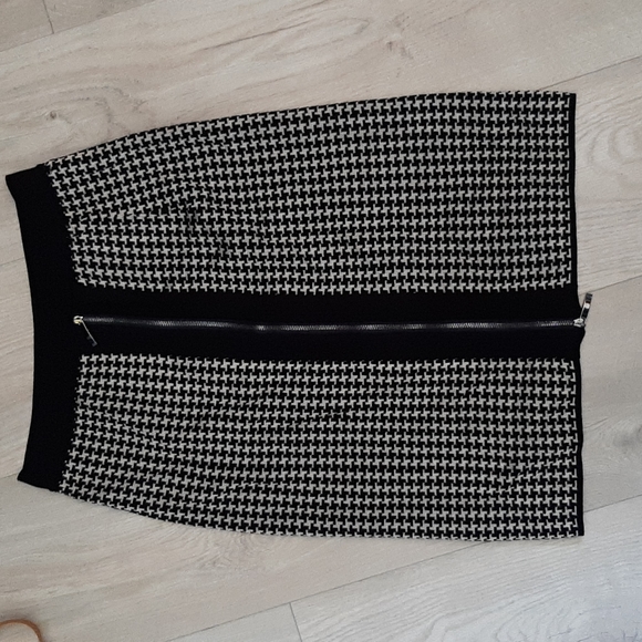 MaxMara skirt medium knit skirt - Picture 2 of 5